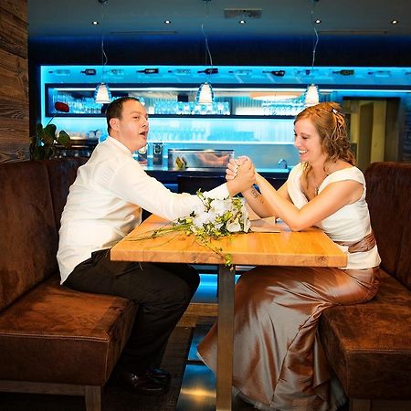 Hotel-Restaurant Schweinberger Stetten Bagian luar foto