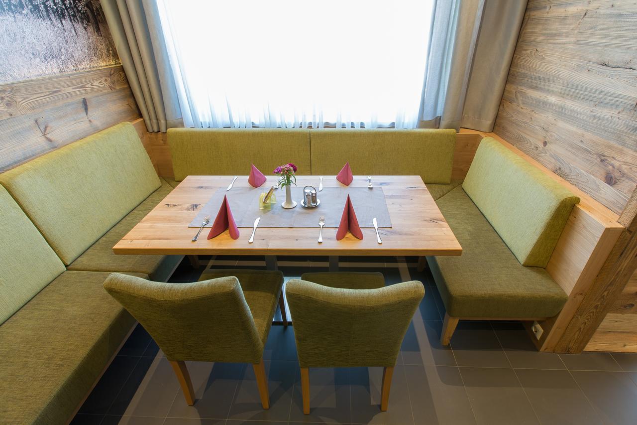 Hotel-Restaurant Schweinberger Stetten Bagian luar foto