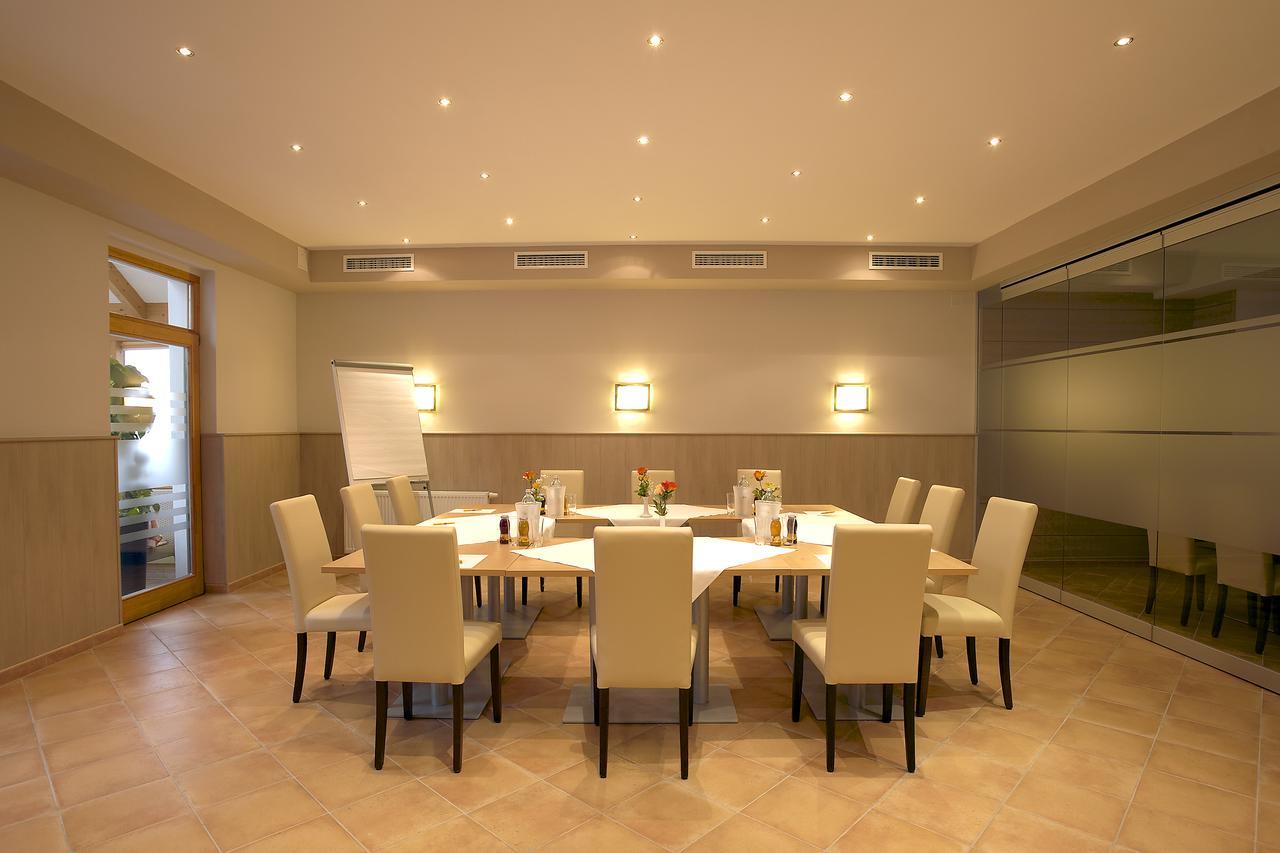 Hotel-Restaurant Schweinberger Stetten Bagian luar foto